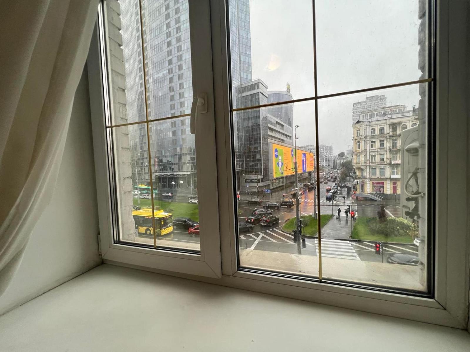 Apartment Near Gulliver Kiev Exteriör bild